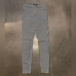 Women’s houndstooth stretchy skinny jeans